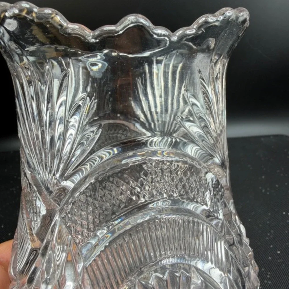 Bryce Higbee co Manganese Glass Vase Scalloped EAPG Glows Green 365nm UV Banquet